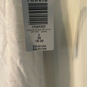 Torrid NWT tank size 2